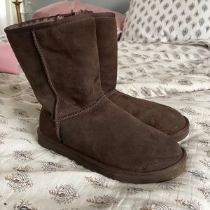 Chocolate Brown Short Ugg Boots